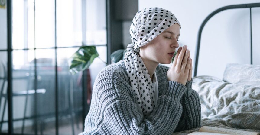 découvrez tout ce que vous devez savoir sur le cancer du poumon : causes, symptômes, traitements et conseils pour une prévention efficace. informez-vous pour mieux comprendre et faire face à cette maladie.