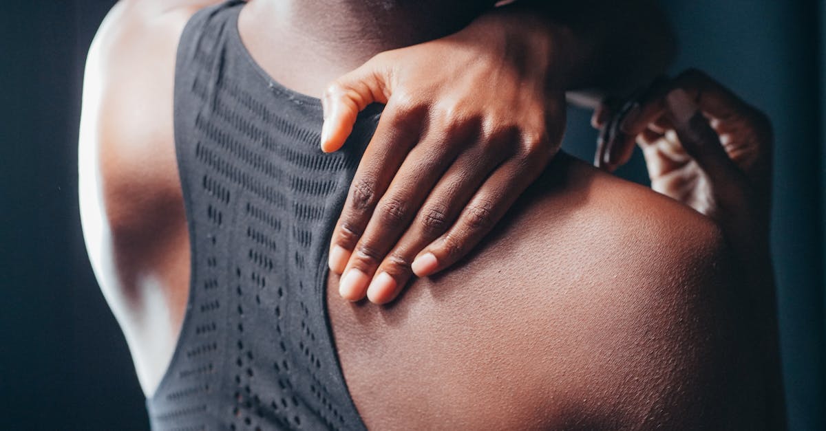 la réhabilitation cardiaque est un programme thérapeutique conçu pour aider les patients à récupérer après un événement cardiaque. elle combine exercices physiques, conseils nutritionnels et soutien psychologique pour améliorer la santé cardiaque et le bien-être général.