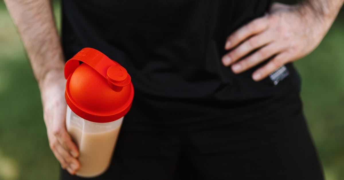 découvrez l'importance de la nutrition sportive pour optimiser vos performances. apprenez à équilibrer votre alimentation avec des conseils sur les suppléments, les régimes adaptés et les meilleurs aliments à consommer avant, pendant et après l'effort.