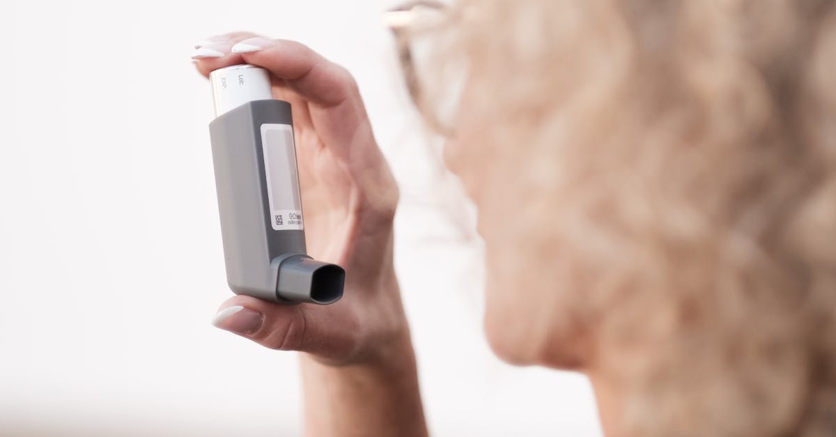 découvrez tout sur l'asthme : symptômes, causes, traitements et conseils pour mieux vivre avec cette maladie respiratoire. informez-vous sur les dernières avancées et recommandations pour gérer votre asthme au quotidien.