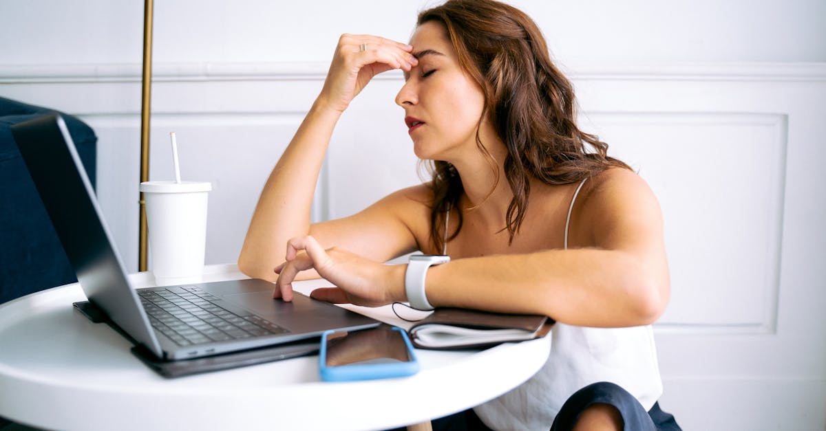 découvrez les causes et solutions pour la fatigue chronique. apprenez à mieux gérer vos énergies au quotidien et à retrouver un équilibre de vie grâce à nos conseils pratiques et informations utiles.