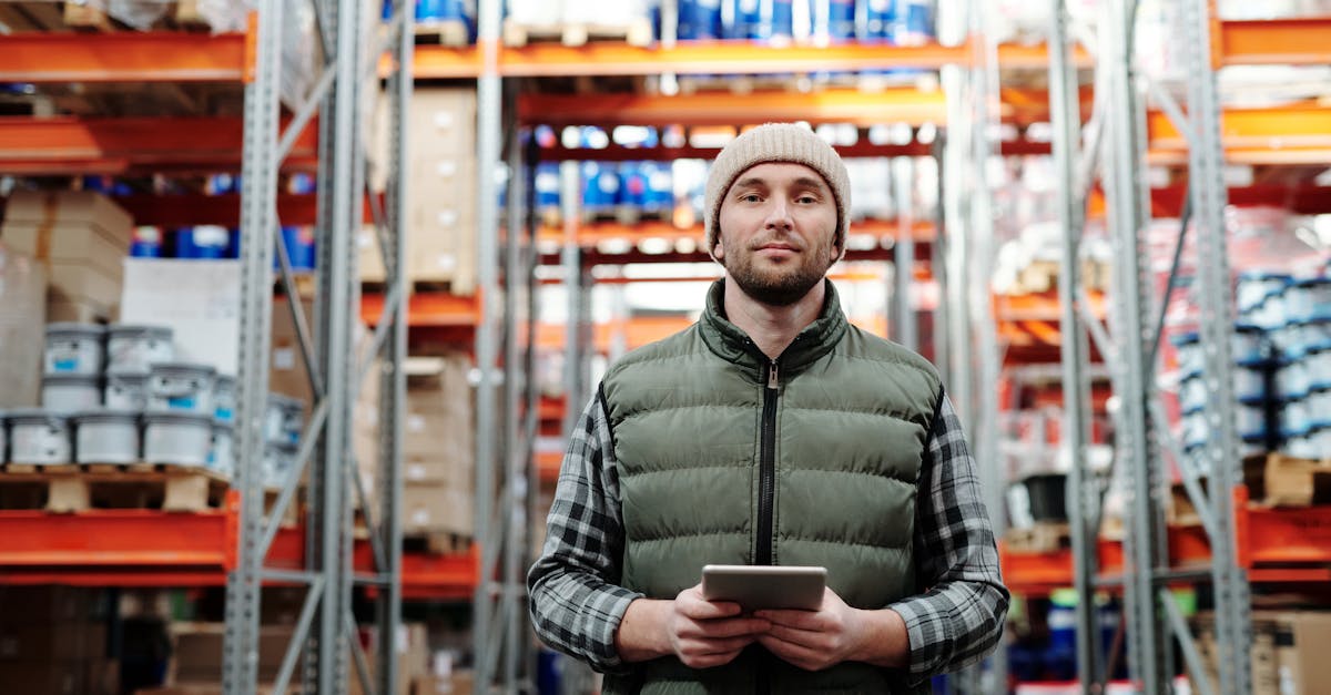 découvrez les risques professionnels que peuvent rencontrer les travailleurs dans divers secteurs. informez-vous sur la prévention, la sécurité et les meilleures pratiques pour minimiser les dangers au travail.